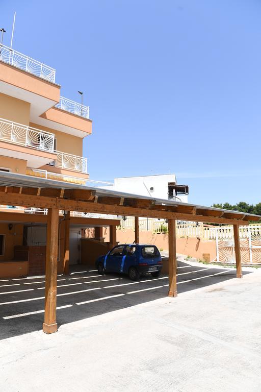 B&B Il Canto Del Mare Pulsano Buitenkant foto